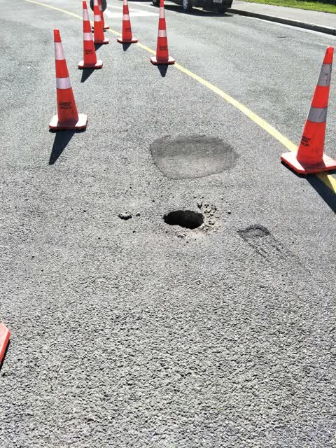 Roading/Streets, a report photo