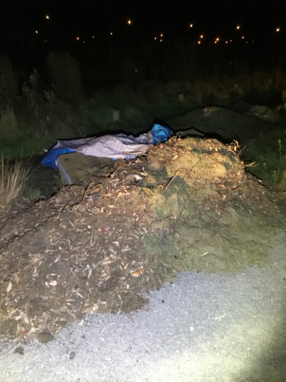 The photograph attached to this rubbish/recycling report