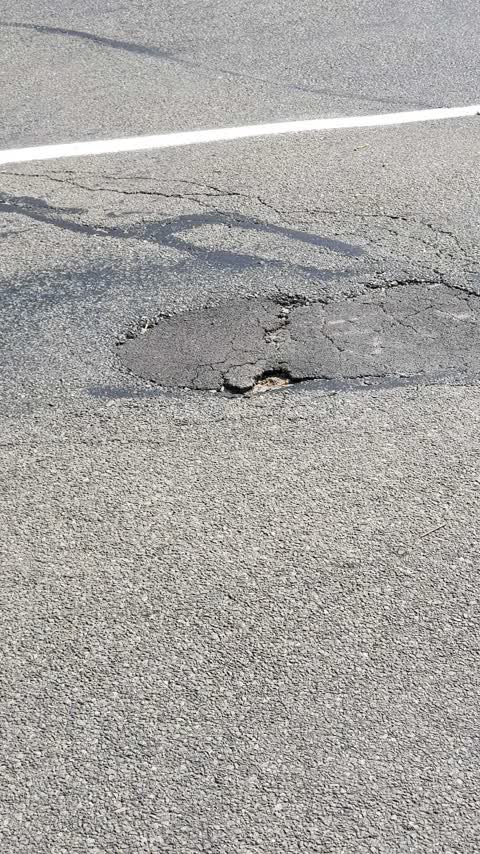 Roading/Streets, a report photo