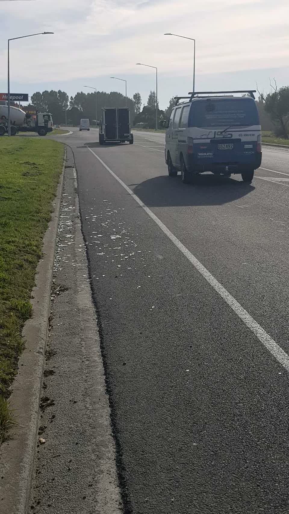 The photograph attached to this roading/streets report