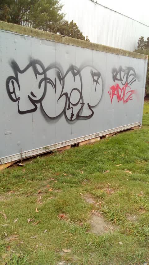 Graffiti, a report photo