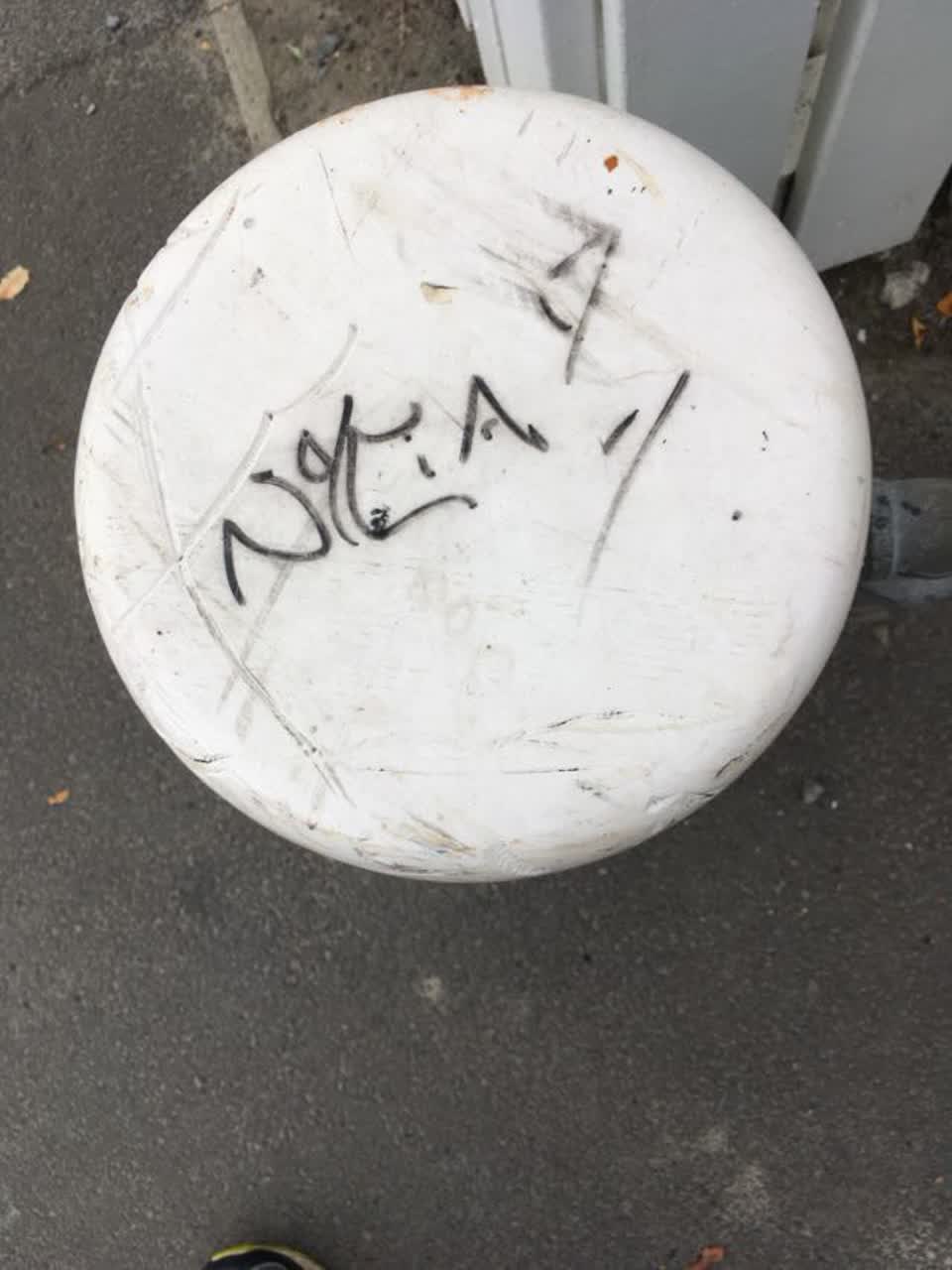 The photograph attached to this graffiti report