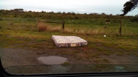 Rubbish/Recycling, a report photo