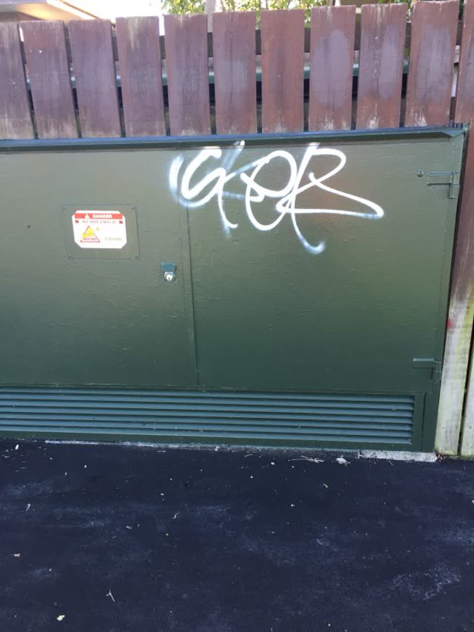 The photograph attached to this graffiti report