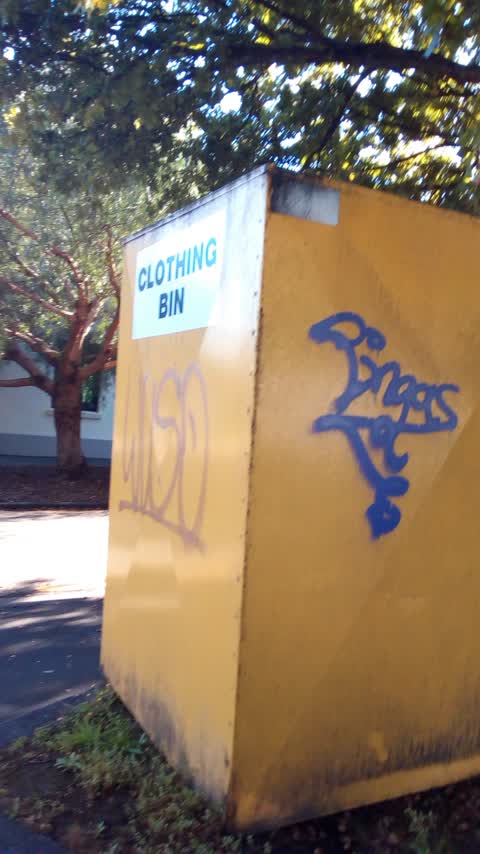 Graffiti, a report photo