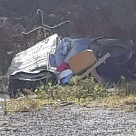 Rubbish/Recycling, a report photo