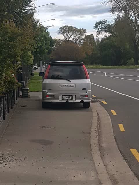 Roading/Streets, a report photo