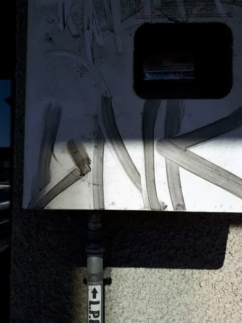 Graffiti, a report photo