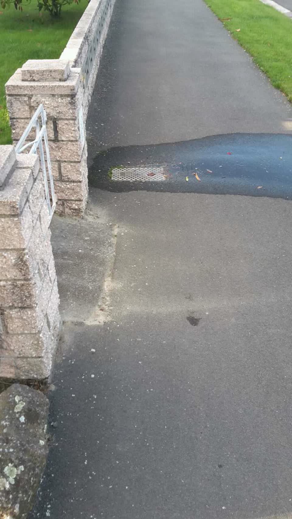 The photograph attached to this water supply report