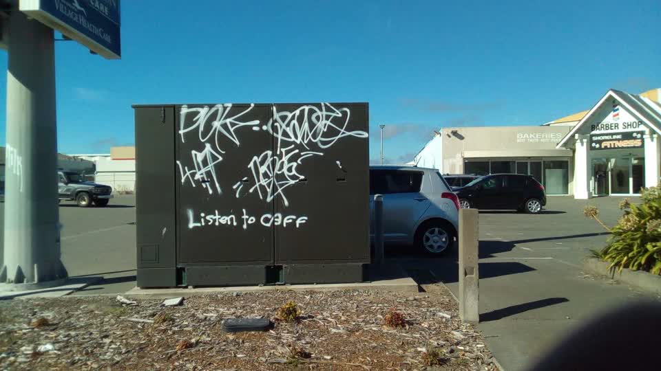 The photograph attached to this graffiti report