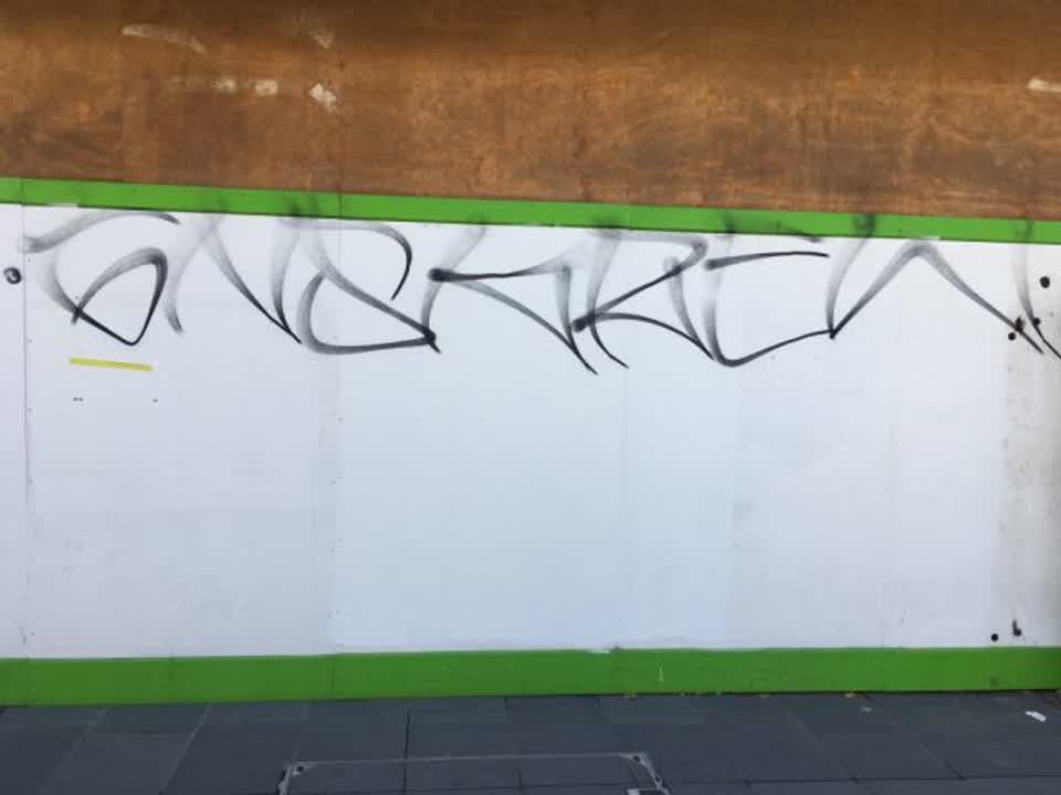 The photograph attached to this graffiti report
