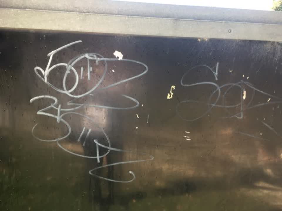 The photograph attached to this graffiti report