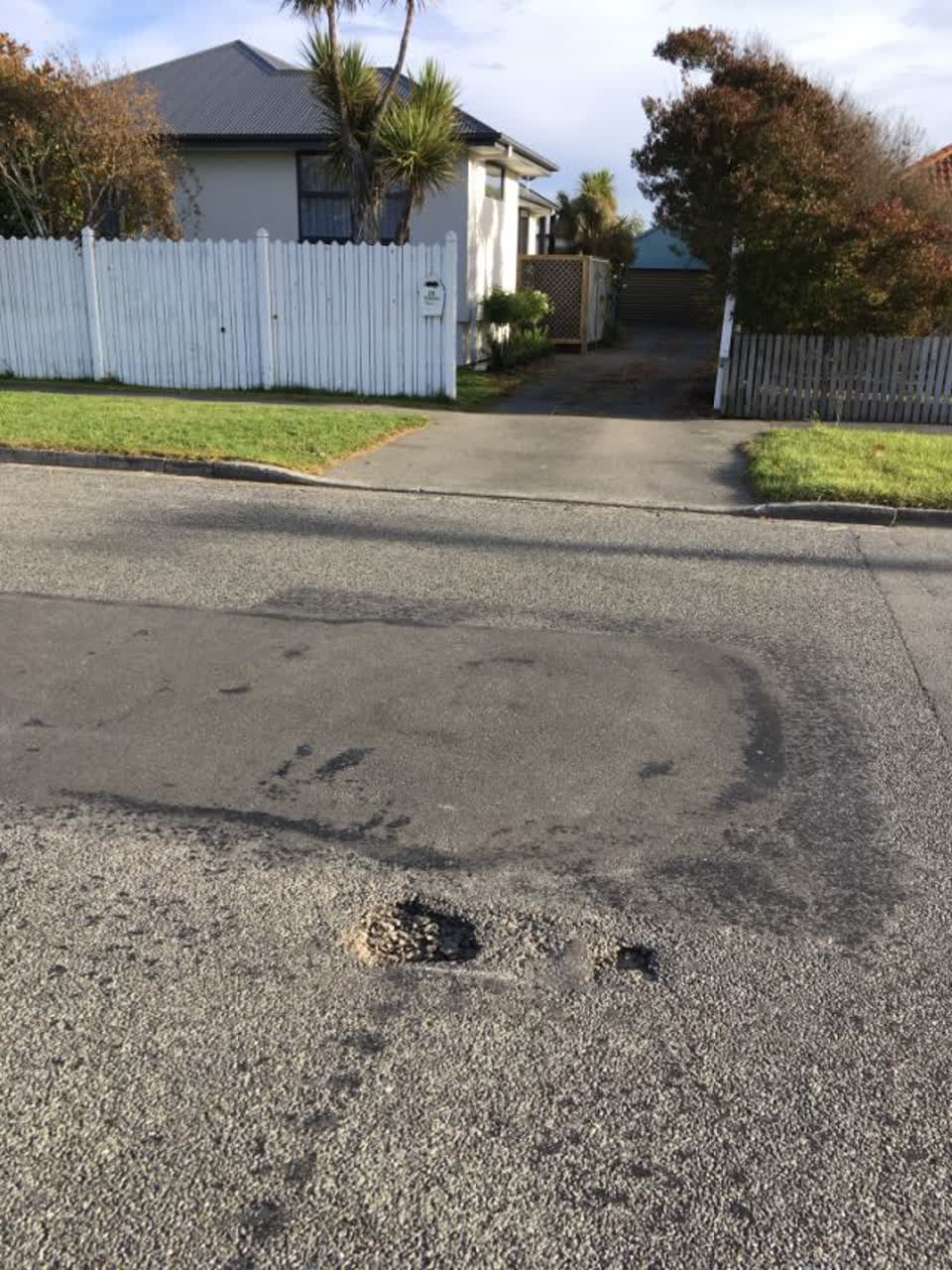 The photograph attached to this roading/streets report