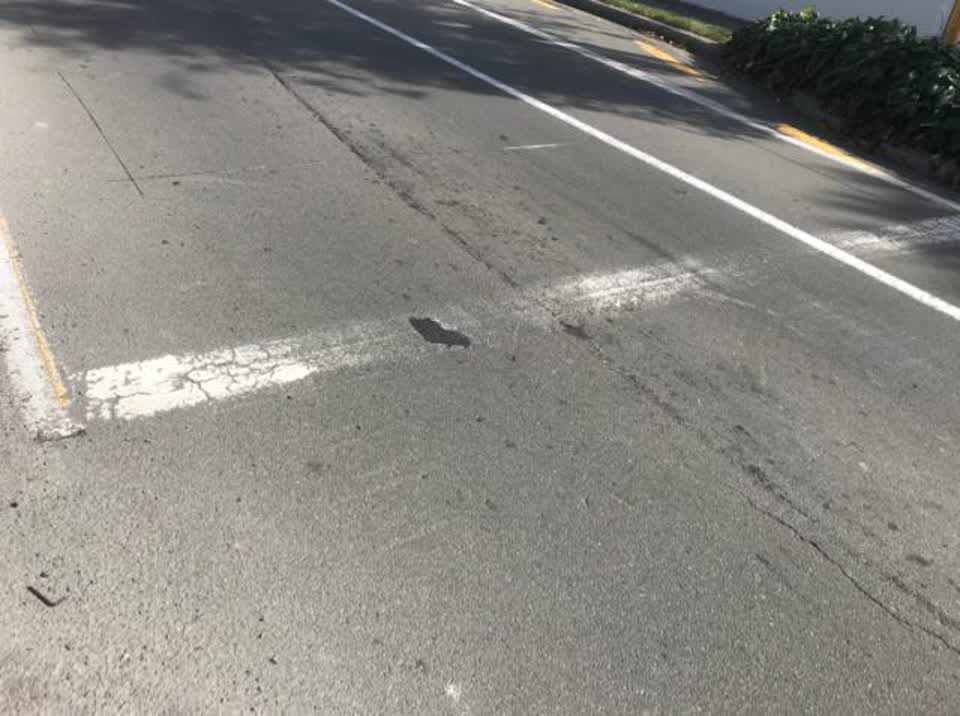 The photograph attached to this roading/streets report