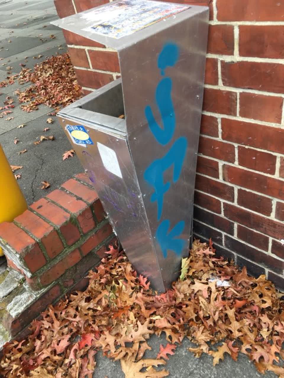 The photograph attached to this graffiti report