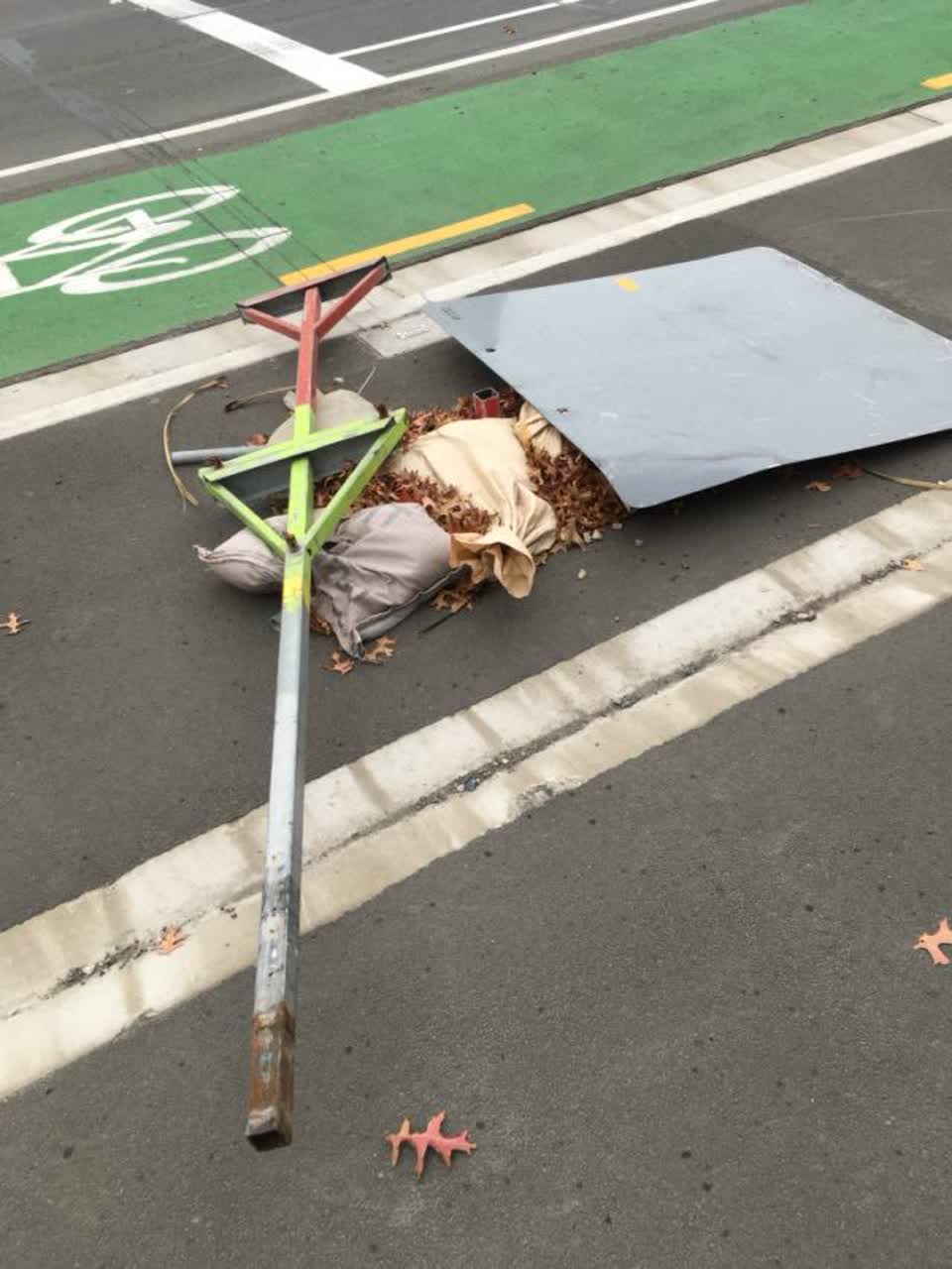 The photograph attached to this roading/streets report