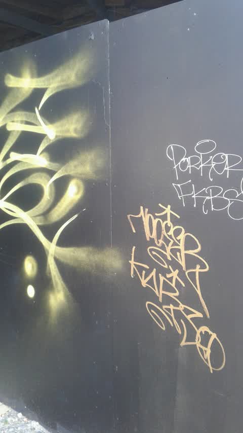Graffiti, a report photo