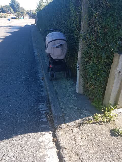 Roading/Streets, a report photo