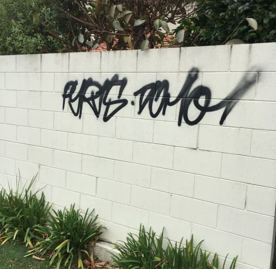 The photograph attached to this graffiti report
