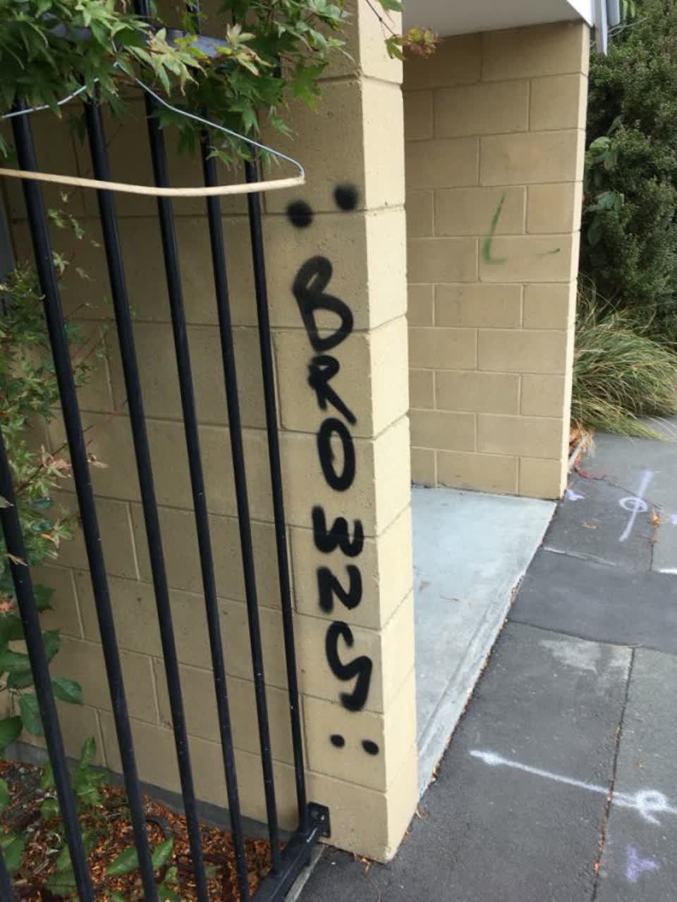 The photograph attached to this graffiti report