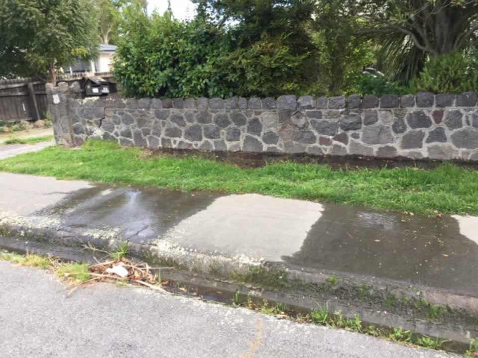 The photograph attached to this water supply report