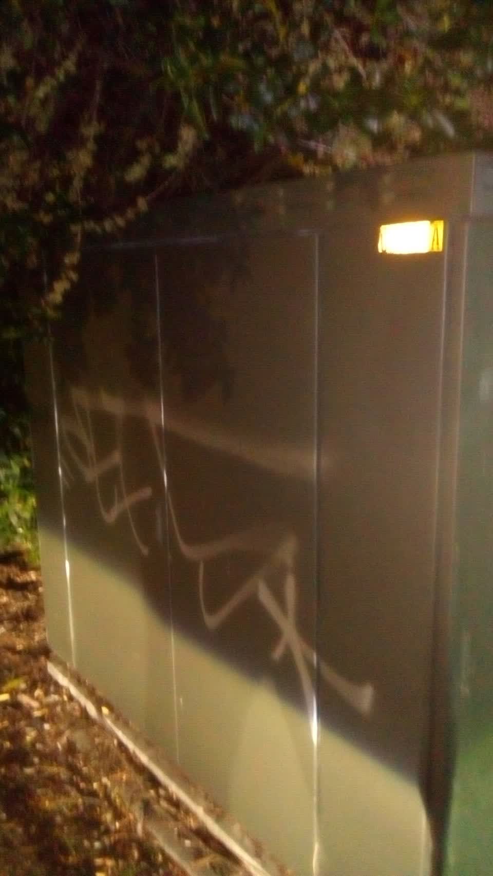 The photograph attached to this graffiti report