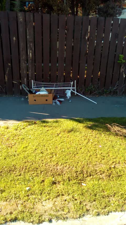 Rubbish/Recycling, a report photo