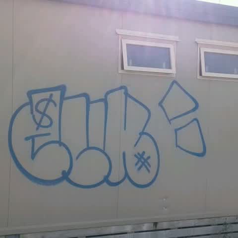 Graffiti, a report photo