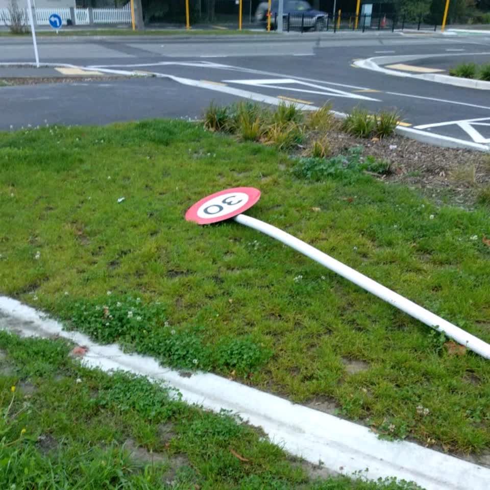 The photograph attached to this roading/streets report