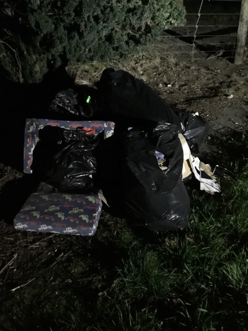 The photograph attached to this rubbish/recycling report