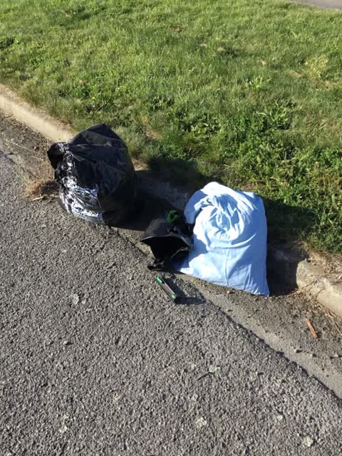 Rubbish/Recycling, a report photo