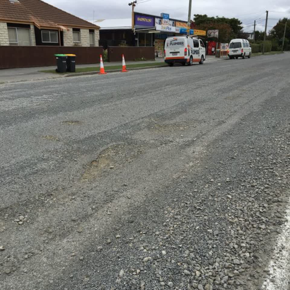 The photograph attached to this roading/streets report