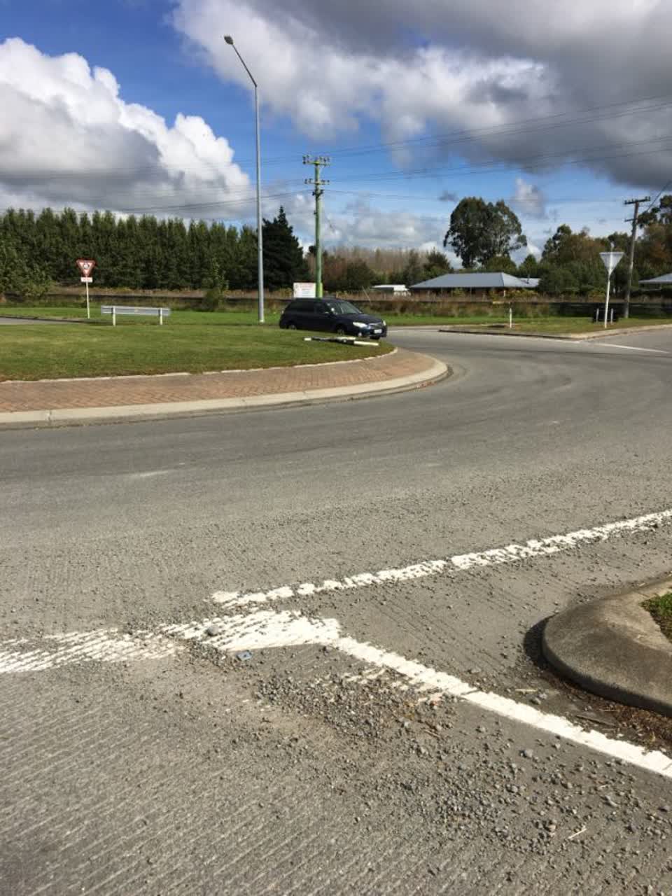 The photograph attached to this roading/streets report