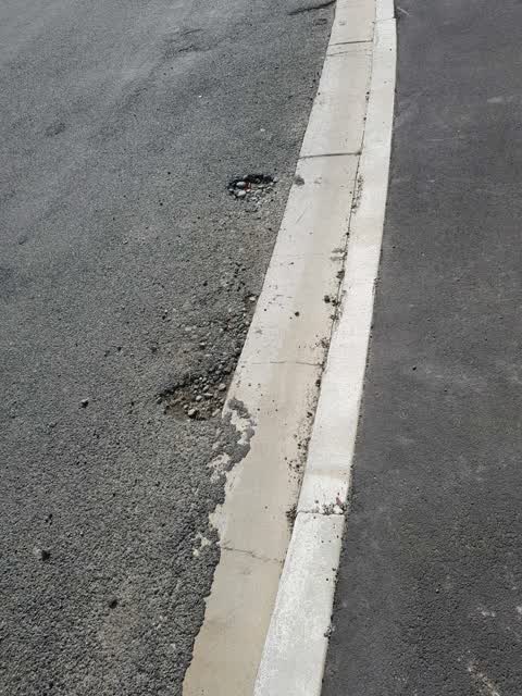 Roading/Streets, a report photo