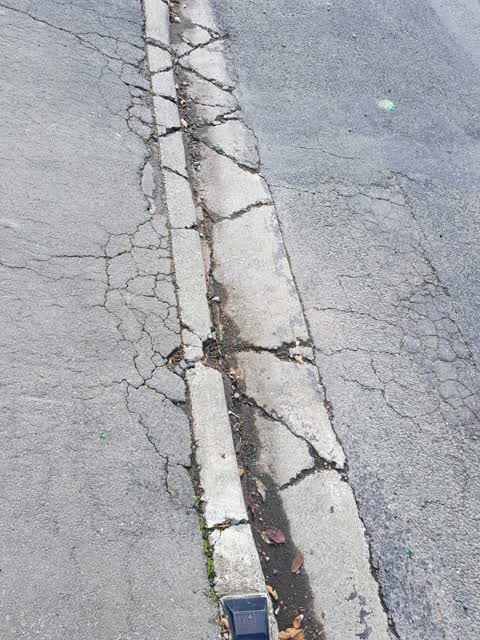 Roading/Streets, a report photo