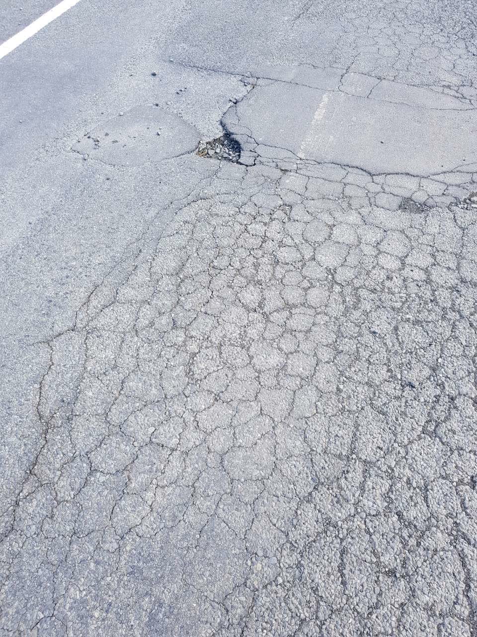 The photograph attached to this roading/streets report