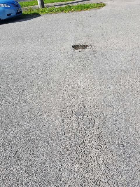 Roading/Streets, a report photo