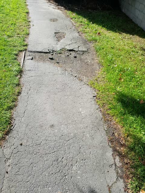 Roading/Streets, a report photo