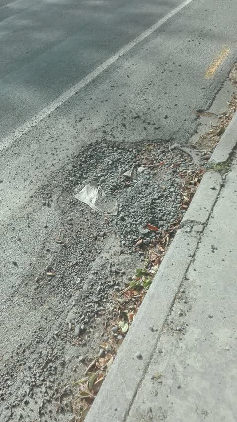 Roading/Streets, a report photo