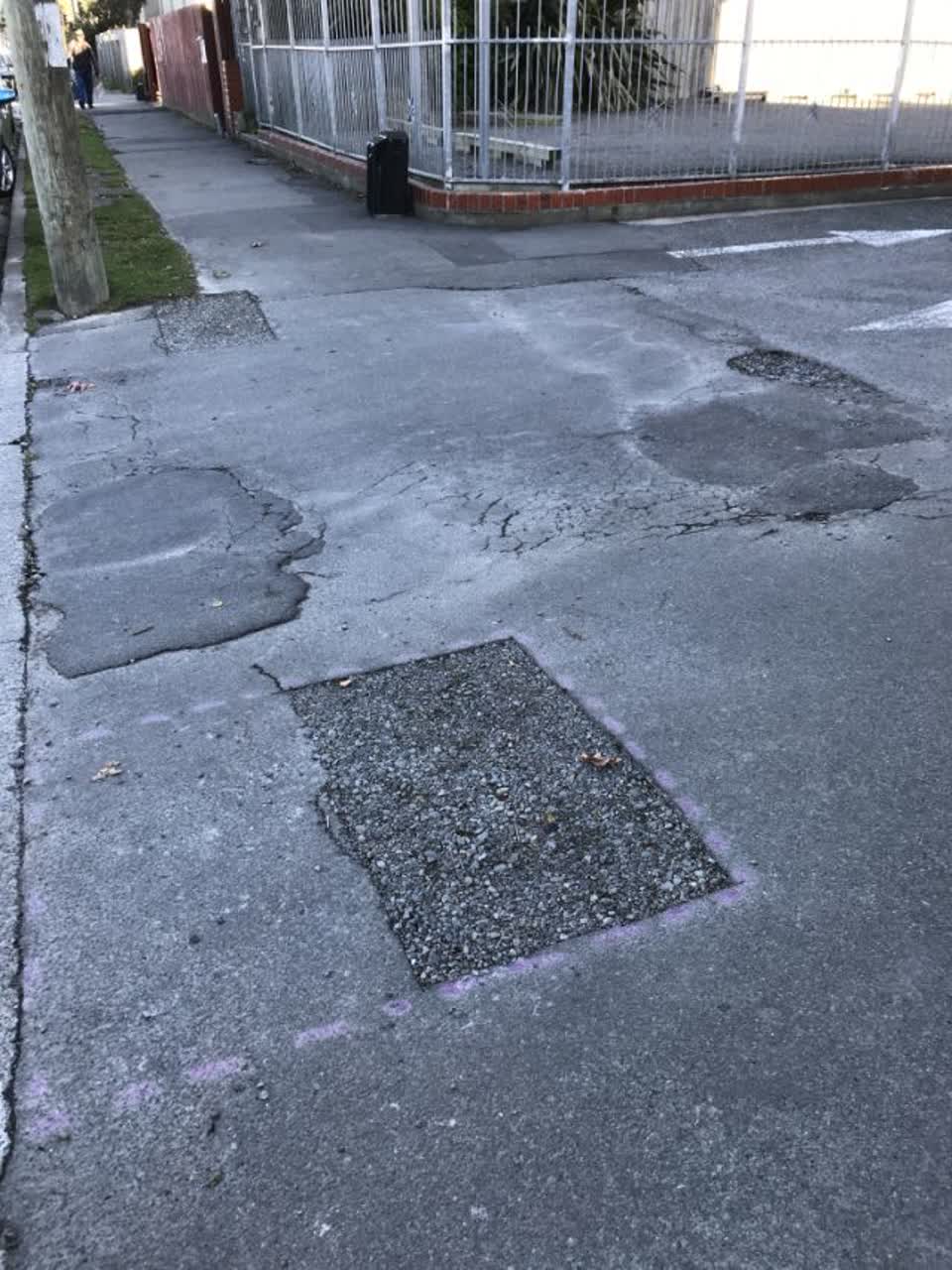 The photograph attached to this roading/streets report