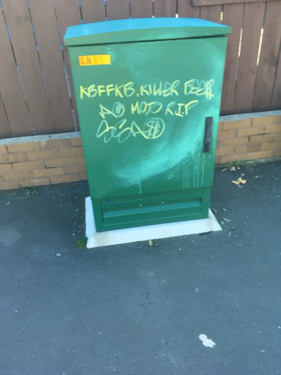 The photograph attached to this graffiti report