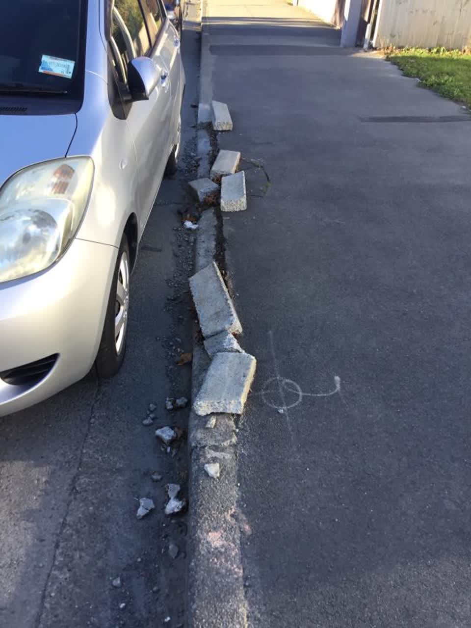 The photograph attached to this roading/streets report