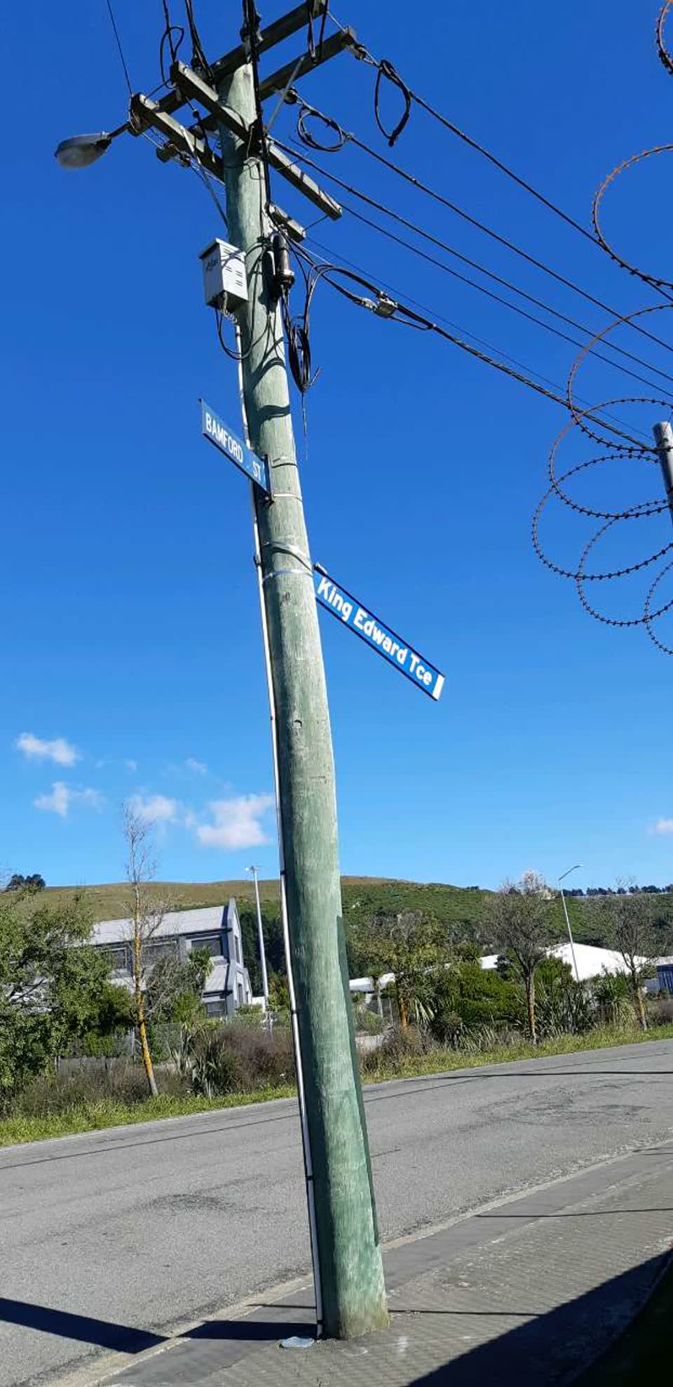 The photograph attached to this roading/streets report