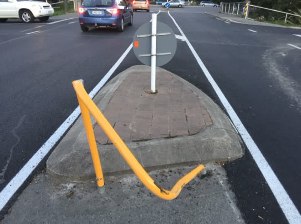 The photograph attached to this roading/streets report
