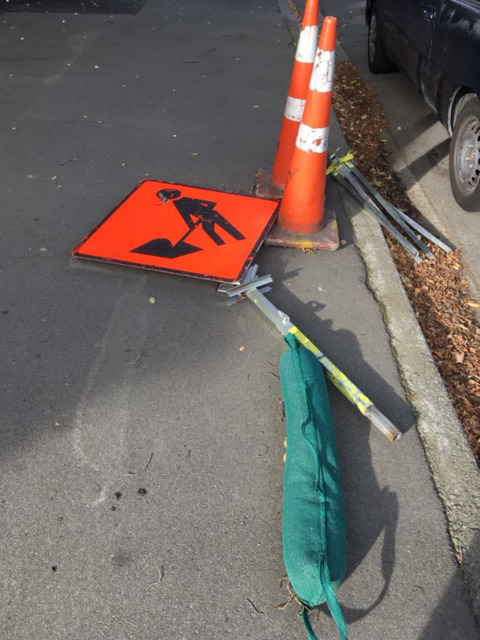The photograph attached to this roading/streets report