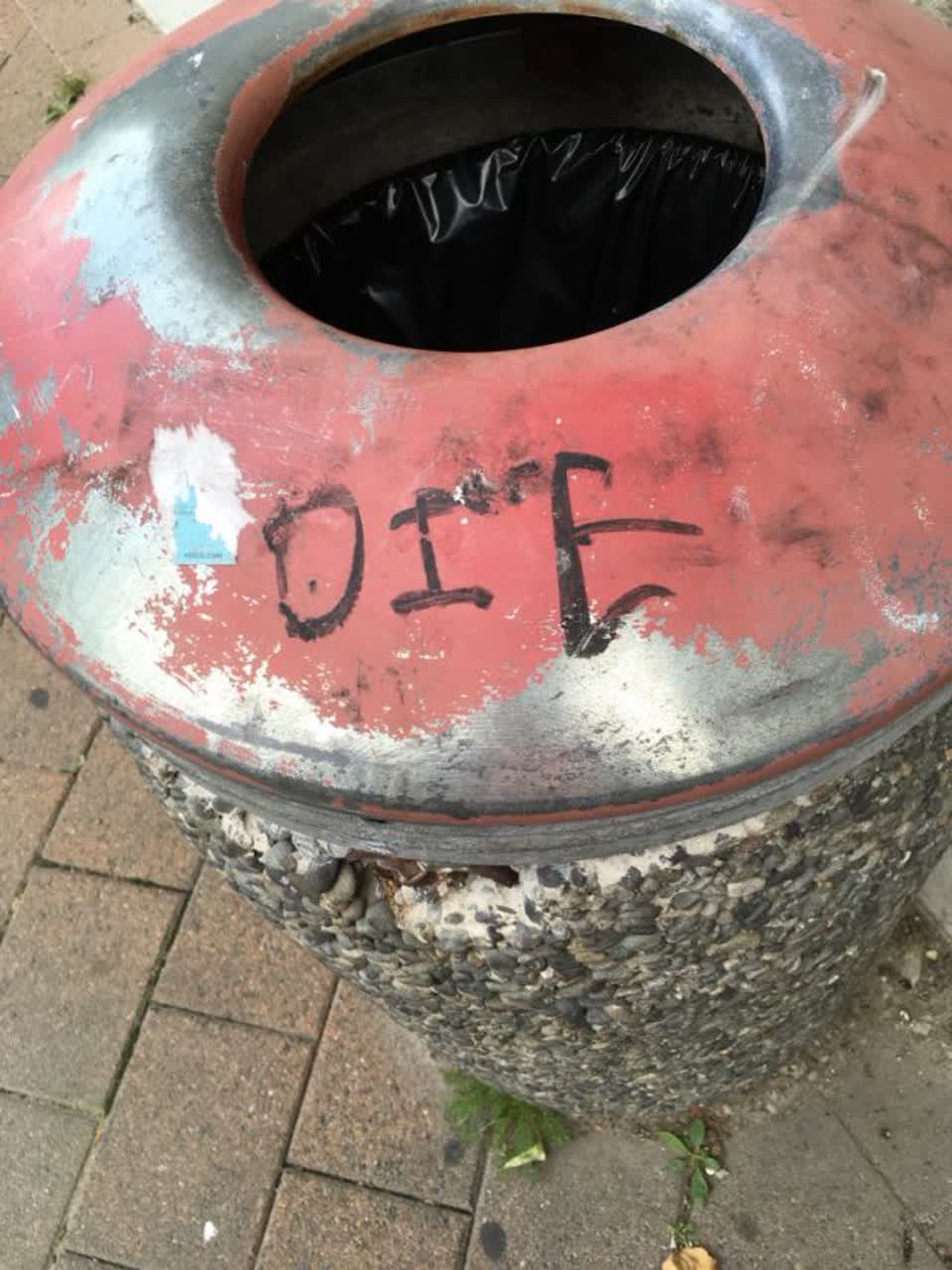 The photograph attached to this graffiti report