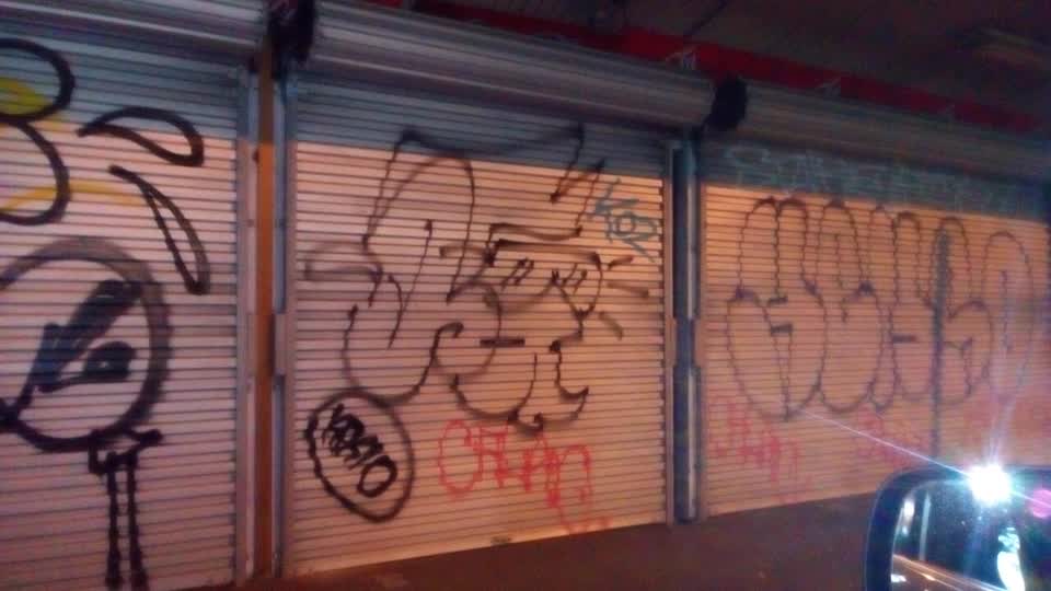 The photograph attached to this graffiti report