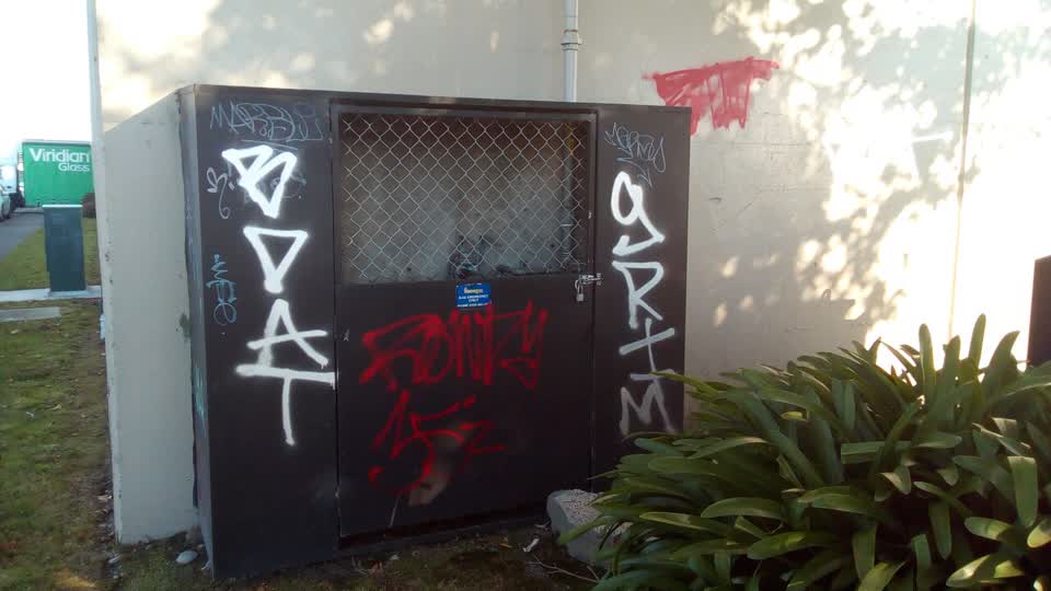 The photograph attached to this graffiti report
