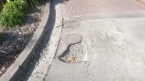 Roading/Streets, a report photo