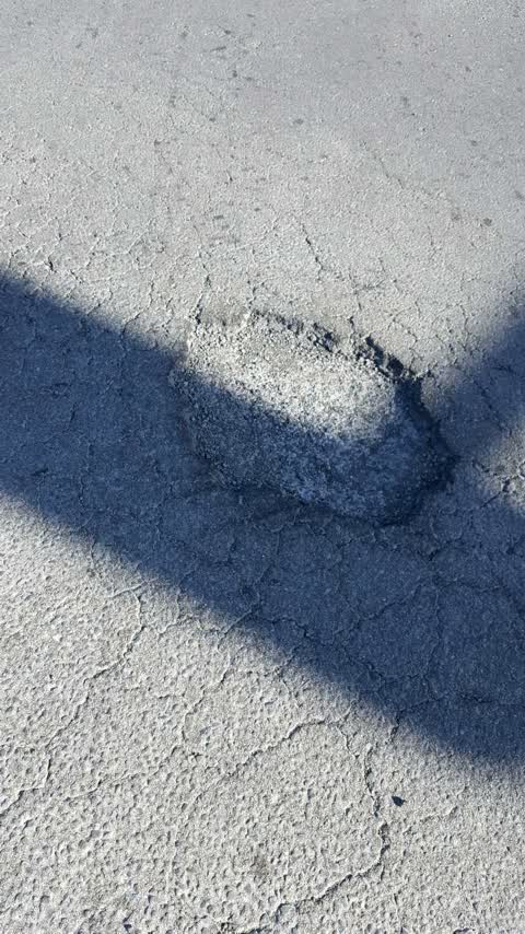 Roading/Streets, a report photo